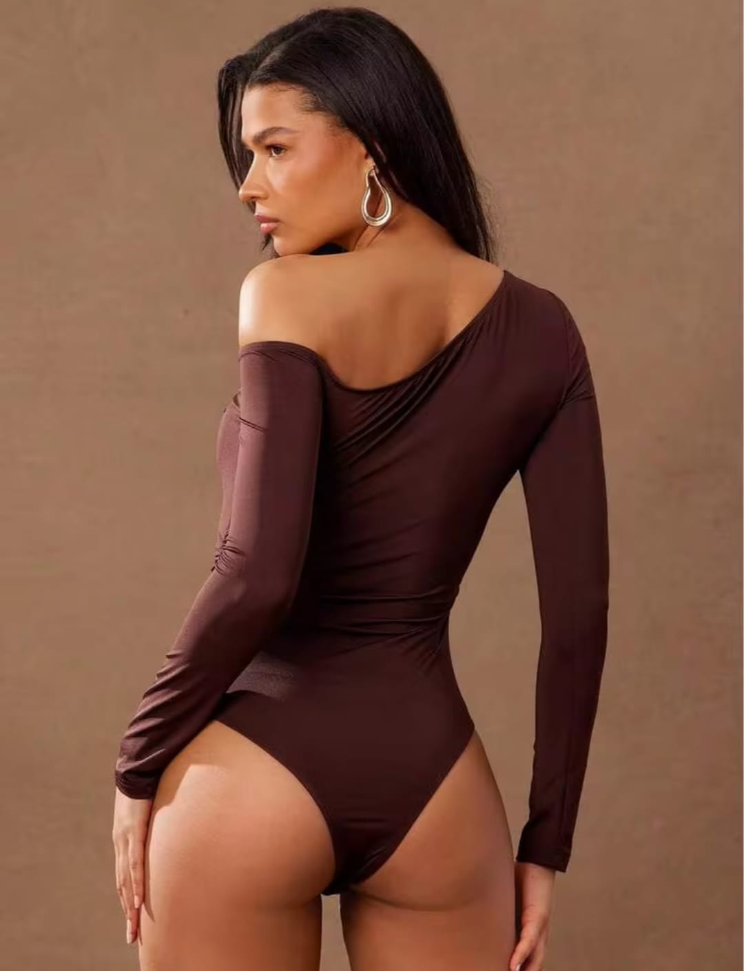 Women’s Chocolate Brown Ruched Scoop Neck Long Sleeve Bodysuit